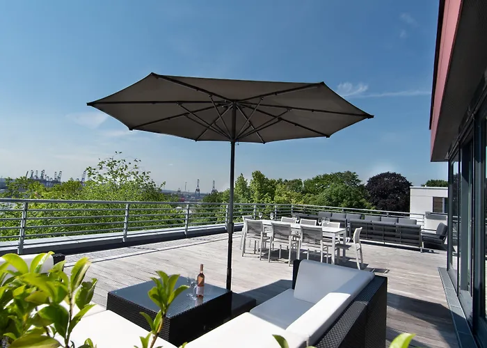 Rainvilles Elbterrassen Hotel Hamburg