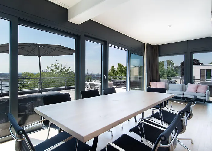 Rainvilles Elbterrassen 4* Hamburg