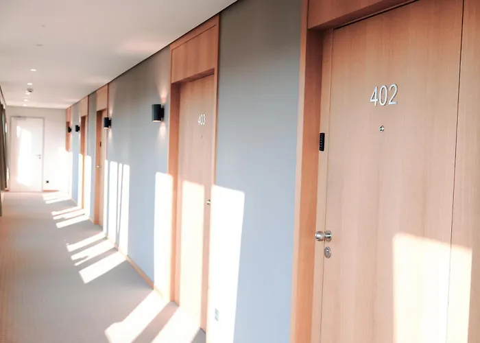 Rainvilles Elbterrassen 4*