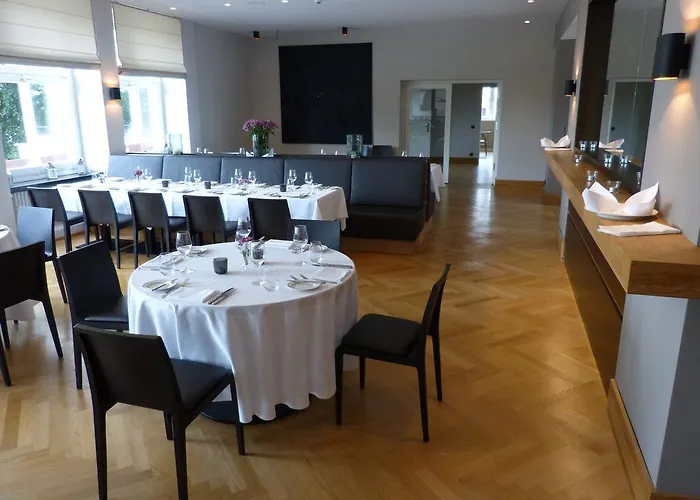 Rainvilles Elbterrassen Hotel 4*