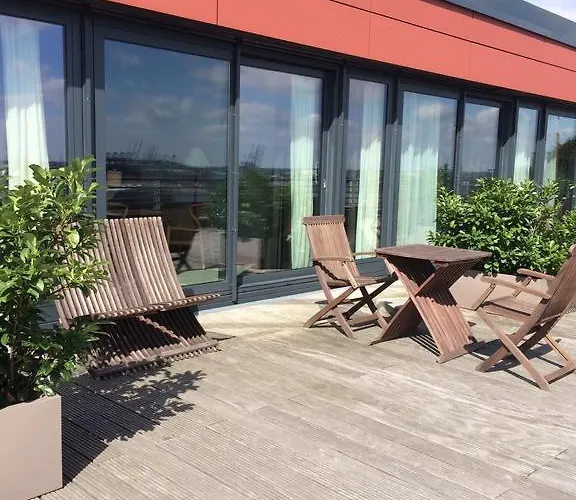 Rainvilles Elbterrassen Hotel Hamburg